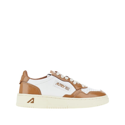 AUTRY Medalist Low sneakers with patent details