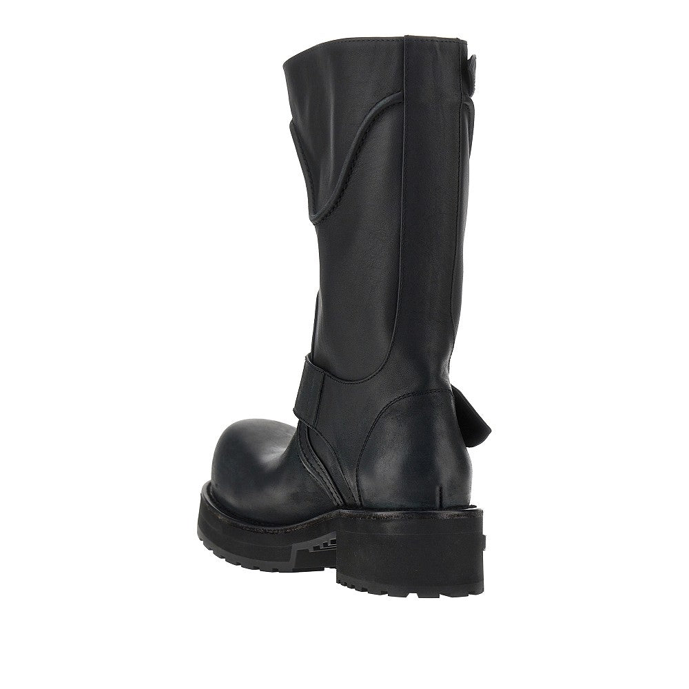 Balenciaga 'Venom' leather boots