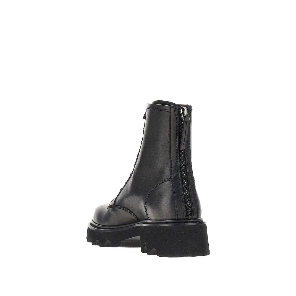 ROGER VIVIER Leather Viv' Rangers Truck boots